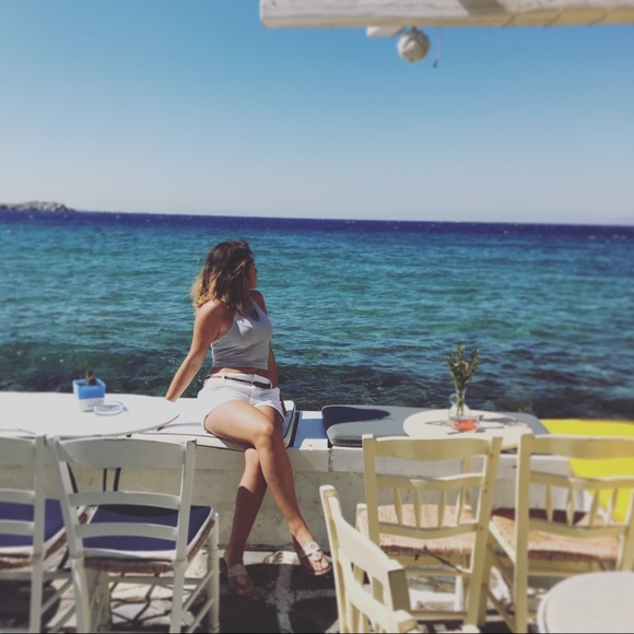 Hello There! - Picture 1 of 1